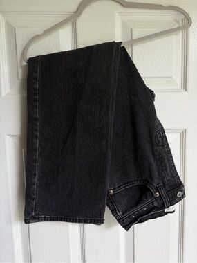 Abercrombie & Fitch Straight-Leg Black Jeans
